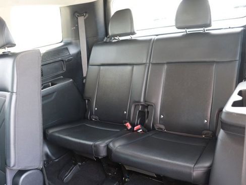 Used 2025 Hyundai Santa Fe SEL FWD image 13