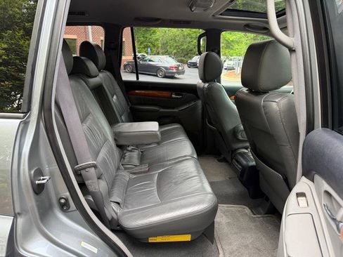 Used 2005 Lexus GX 470 AWD/4WD image 32