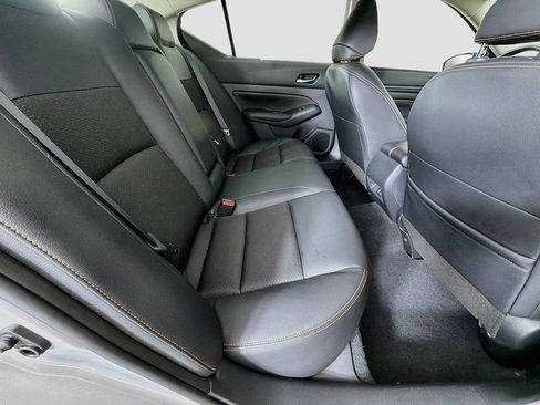 Used 2022 Nissan Altima 2.5 SR FWD image 23