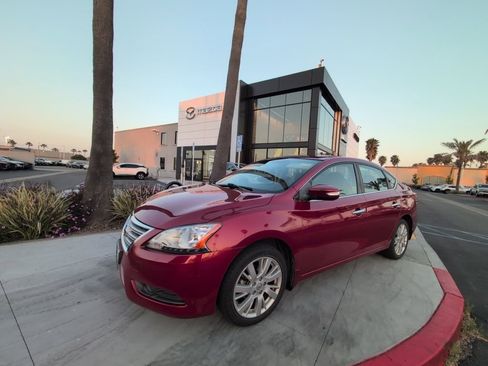 Used 2013 Nissan Sentra SL w/ Navigation Pkg FWD image 3