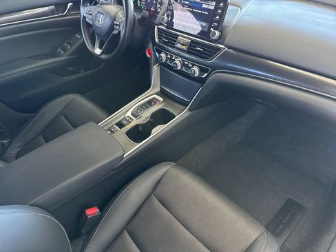 Used 2022 Honda Accord Sport image 17