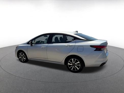 Used 2025 Nissan Versa SV FWD image 10