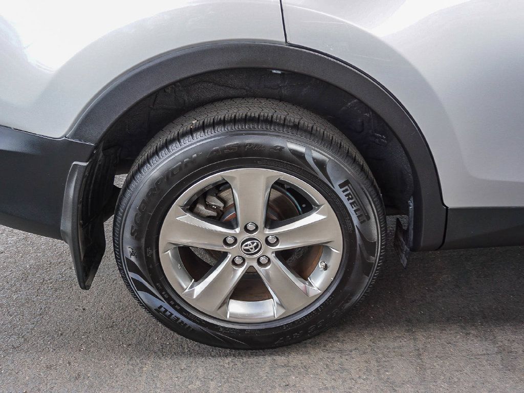 Used 2015 Toyota RAV4 XLE w/ Outdoor Package FWD image 9