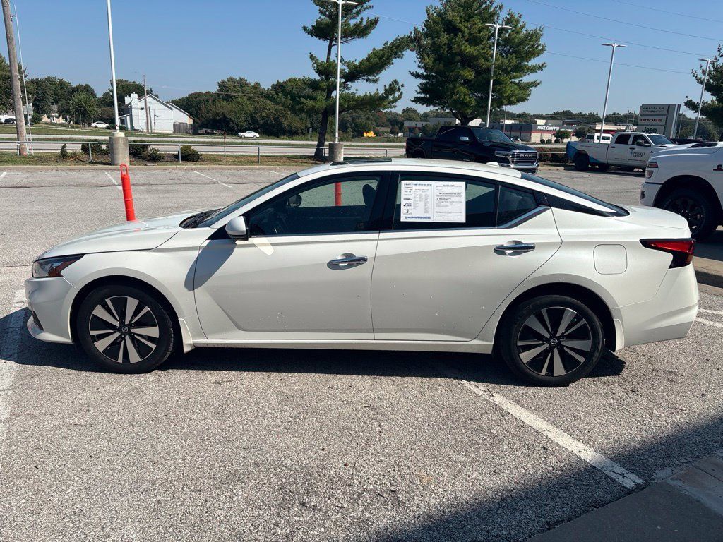 Used 2019 Nissan Altima 2.5 SV AWD/4WD image 5
