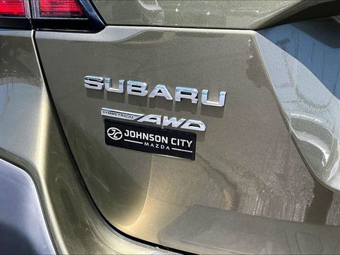Used 2020 Subaru Outback Touring XT AWD/4WD image 8