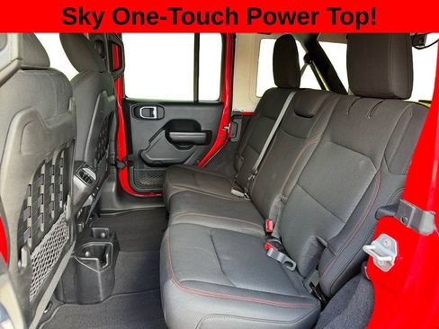 Used 2021 Jeep Wrangler Unlimited Rubicon AWD/4WD image 19