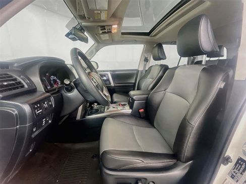 Used 2023 Toyota 4Runner SR5 Premium w/ Moonroof Package AWD/4WD image 24