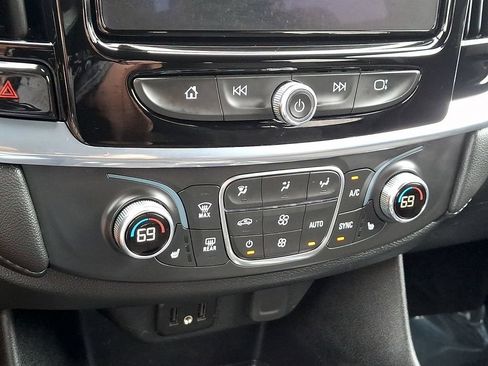 Used 2023 Chevrolet Traverse LT w/ LPO, Floor Liner Package AWD/4WD image 16