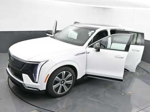 New 2025 Cadillac Escalade IQ Luxury 1 image 59