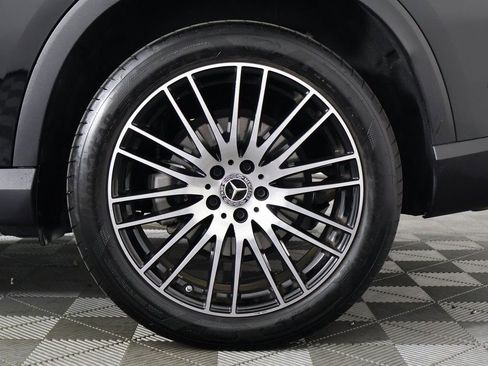 Certified 2025 Mercedes-Benz GLC 300 GLC 300 image 15