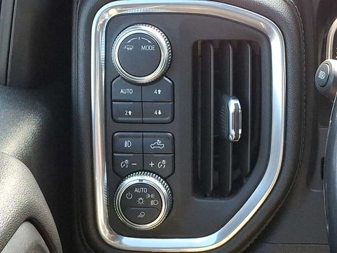 Used 2020 GMC Sierra 2500 Denali w/ Denali Ultimate Package AWD/4WD image 25