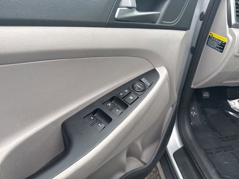 Used 2018 Hyundai Tucson SEL image 19