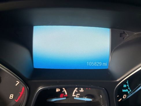 Used 2014 Ford Escape Titanium w/ Equipment Group 401A FWD image 14