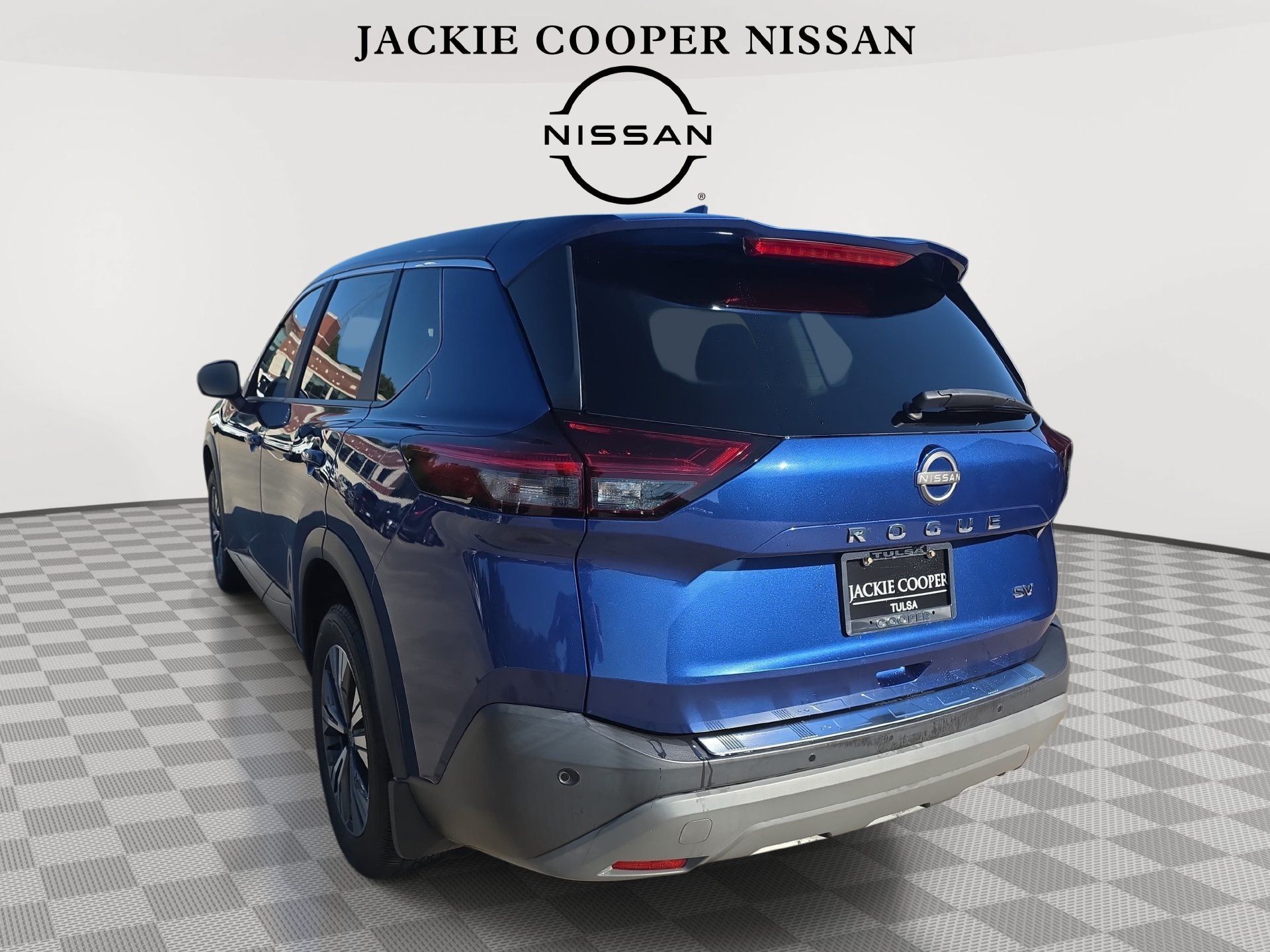 Used 2023 Nissan Rogue SV FWD image 7