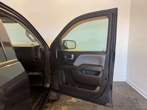 Used 2015 Chevrolet Silverado 1500 W/T image 21