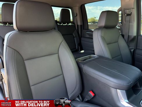 Used 2026 Chevrolet Silverado 2500 LTZ w/ LTZ Plus Package AWD/4WD image 30
