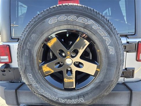 Used 2014 Jeep Wrangler Unlimited Sport w/ Quick Order Package 24S image 15