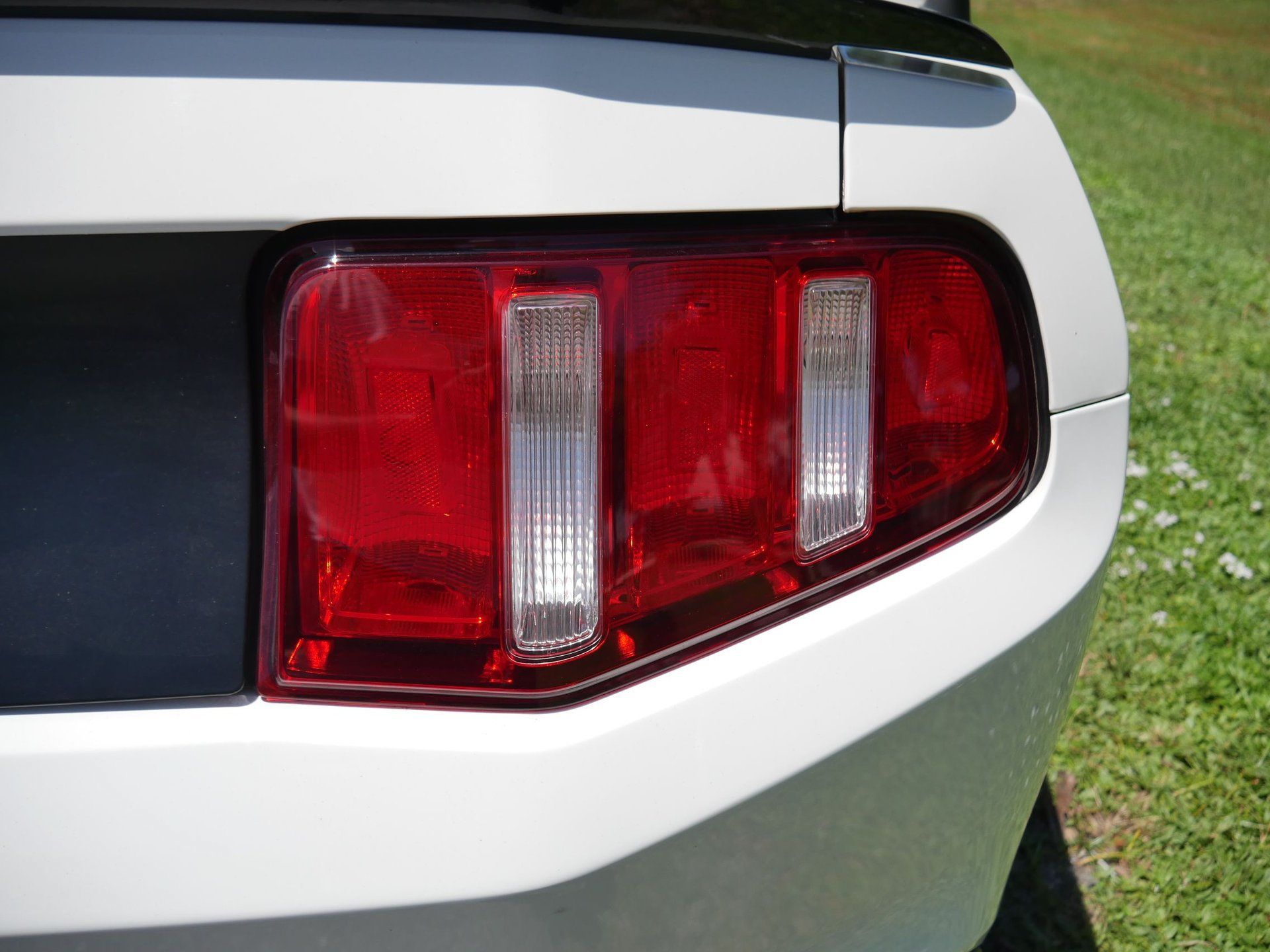 Used 2012 Ford Mustang Boss 302 w/ Boss 302 Accessory Pkg RWD image 44