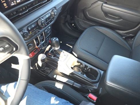 Used 2025 Jeep Wrangler Unlimited Rubicon 4xe w/ Safety Group image 35