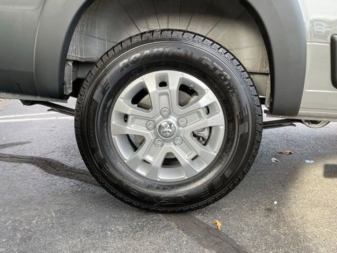 New 2026 RAM ProMaster 2500 w/ Quick Order Package 22G SLT image 29