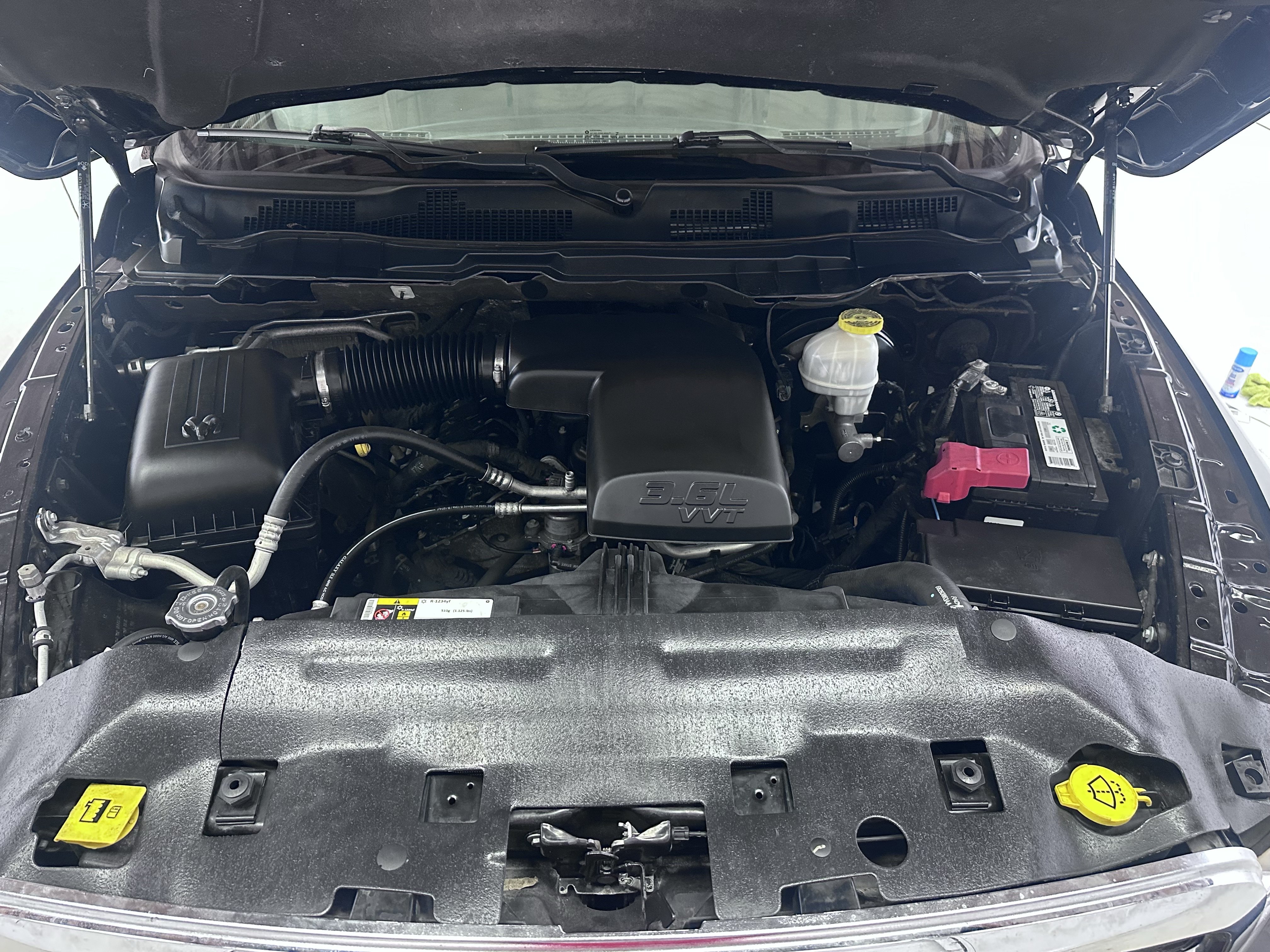 Used 2019 RAM 1500 Classic SLT w/ Luxury Group AWD/4WD image 48