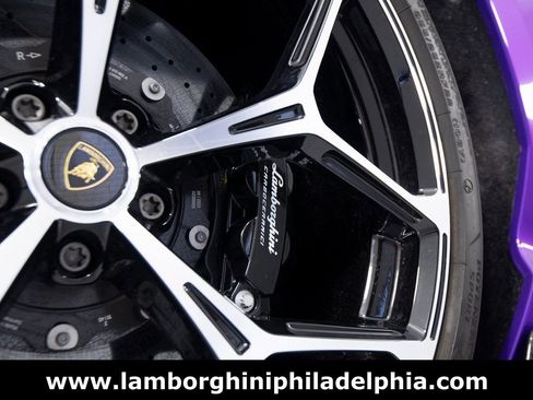 Used 2024 Lamborghini Revuelto AWD/4WD image 45
