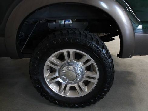 Used 2015 Ford F250 King Ranch w/ FX4 Off-Road Package AWD/4WD image 27