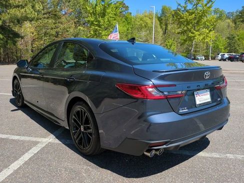 Used 2026 Toyota Camry SE w/ Convenience Package image 6