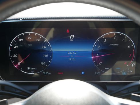 Used 2023 Mercedes-Benz GLC 300 4MATIC image 21