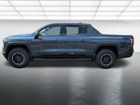 New 2026 Chevrolet Silverado EV Trail Boss w/ Premium Package AWD/4WD image 34