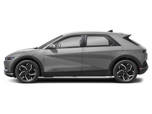 Used 2024 Hyundai Ioniq 5 SEL RWD image 3