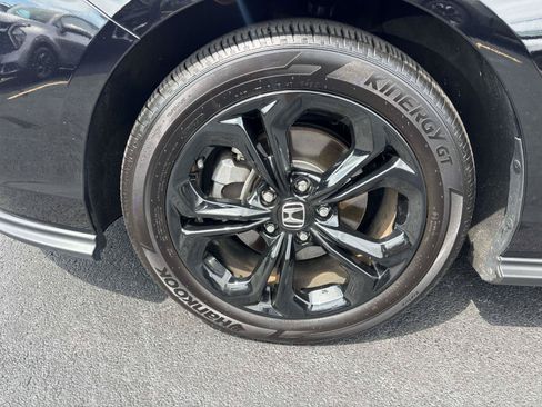 Used 2025 Honda Accord SE image 9
