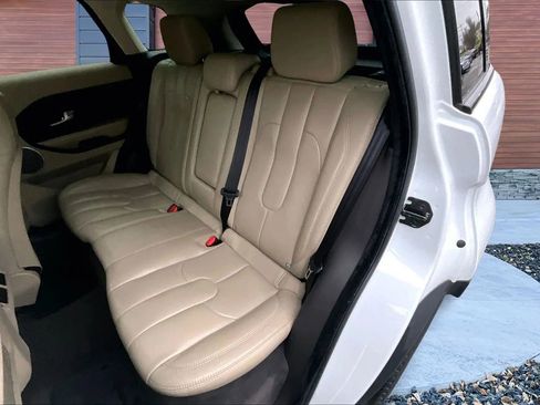 Used 2013 Land Rover Range Rover Evoque Pure Premium image 25