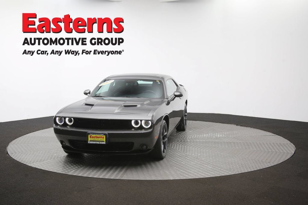 Used 2022 Dodge Challenger SXT w/ Driver Convenience Group RWD image 51