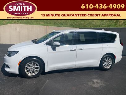 Used 2017 Chrysler Pacifica LX