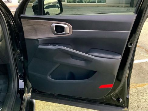 Used 2023 Kia Sorento EX w/ Panoramic Sunroof Package image 21