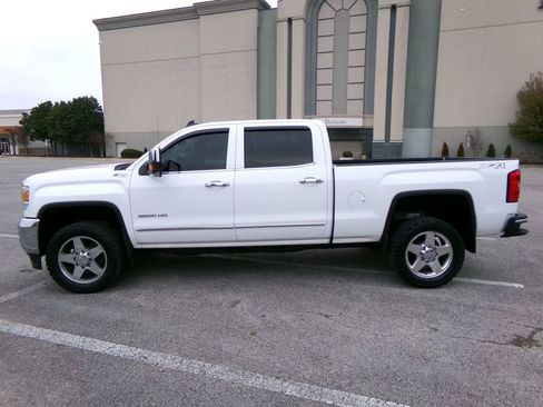 Used 2015 GMC Sierra 2500 SLT w/ Duramax Plus Package image 1
