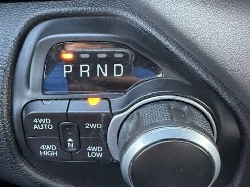 Used 2022 RAM 1500 Big Horn AWD/4WD image 14