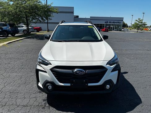 Certified 2025 Subaru Outback Premium AWD/4WD image 8