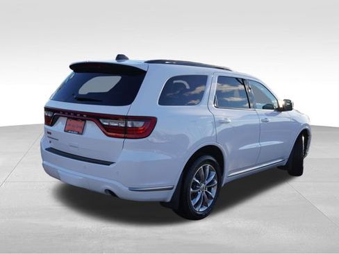Certified 2022 Dodge Durango SXT w/ Trailer Tow Group IV image 5
