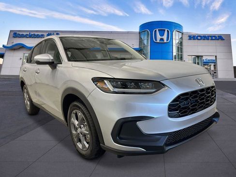 New 2026 Honda HR-V LX image 8