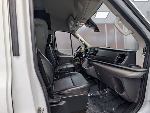 Used 2022 Ford Transit 250 Medium Roof RWD image 9
