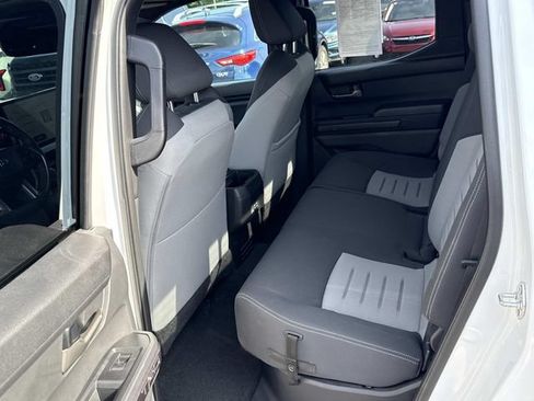 Used 2024 Toyota Tacoma TRD Sport w/ TRD Sport Upgrade Package AWD/4WD image 17
