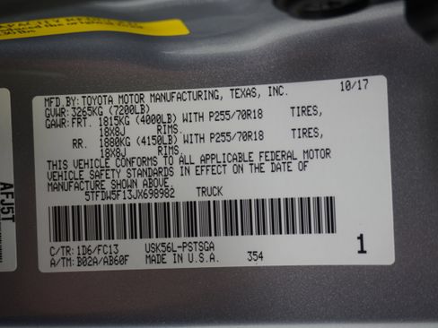 Used 2018 Toyota Tundra SR5 w/ SR5 Upgrade Package image 31