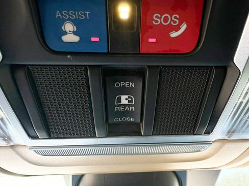 Used 2021 RAM 1500 Laramie image 25