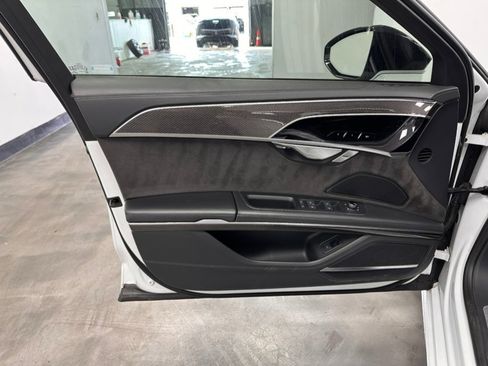 Used 2020 Audi S8 L w/ Full Leather Package image 44