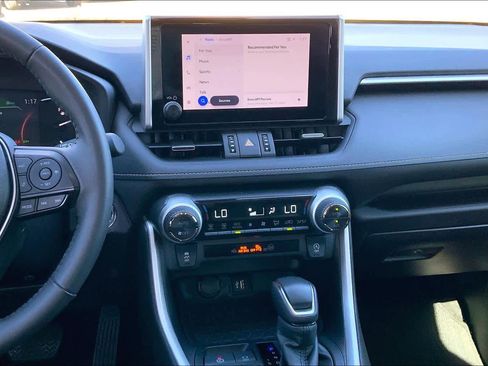 Used 2024 Toyota RAV4 XLE Premium image 7