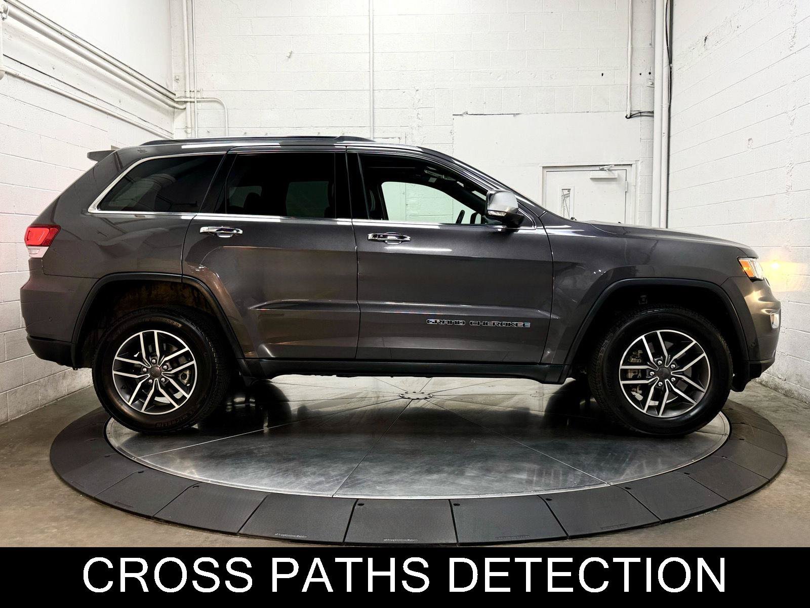 Used 2021 Jeep Grand Cherokee Limited AWD/4WD image 11