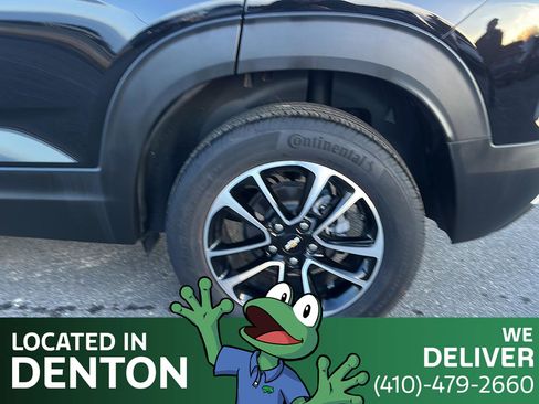 Used 2024 Chevrolet TrailBlazer LT w/ Driver Confidence Package image 9