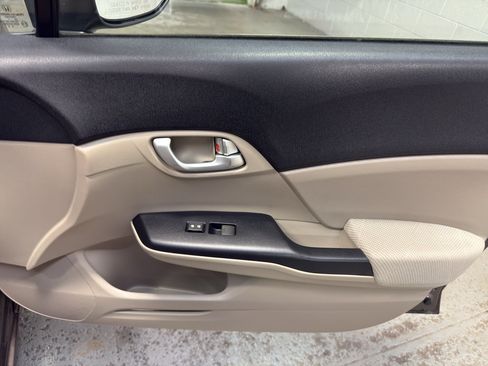Used 2012 Honda Civic EX image 21